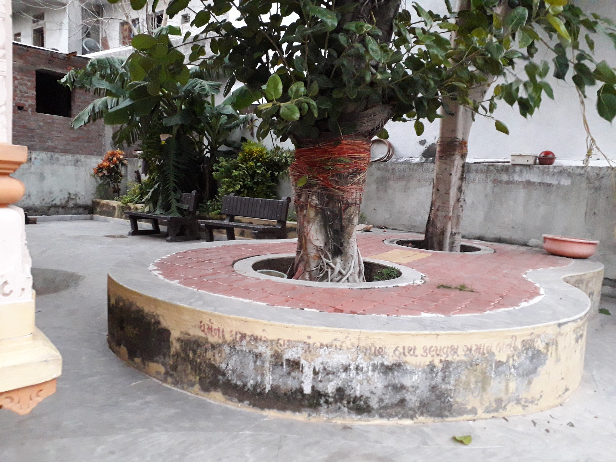 description